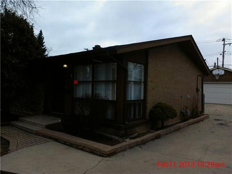 2nd image of 41 E Normandy Dr