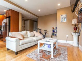32 Linden St #7A, Brookline, MA 02445