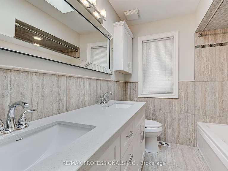 64 Ravensbourne Cres — Photo 18