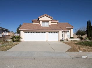 1215 Date Palm Dr, Palmdale, CA 93551