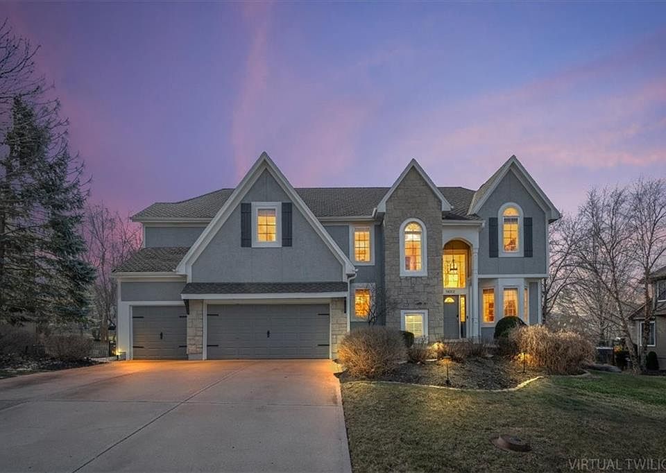 14002 Bond St, Overland Park, KS 66221 | Zillow