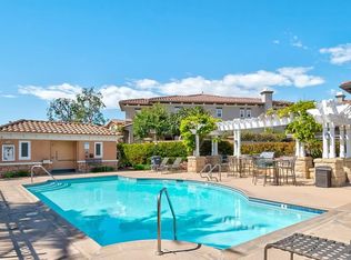 2349 Promontory Dr, Signal Hill, CA 90755