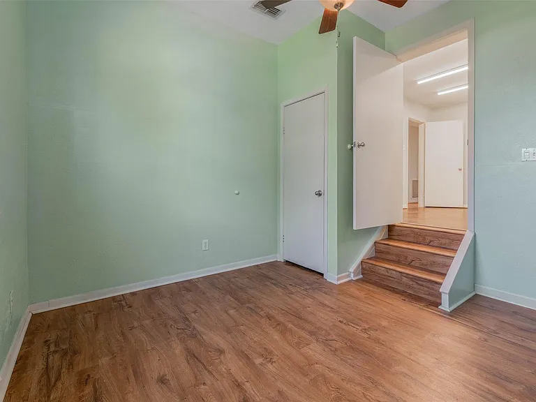 1113 Felder St — Photo 10