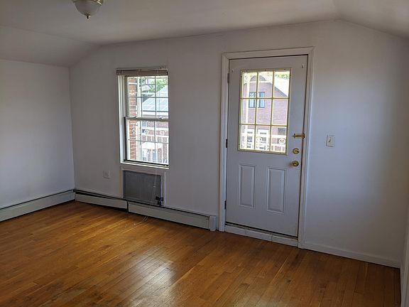 5th image of 6136 162nd St Floor 2