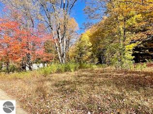 0 Coho Dr, Beulah, MI 49617