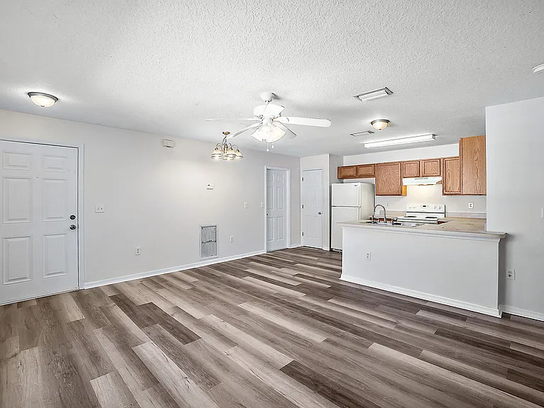 517 Paulling Dr #1 — Photo 12