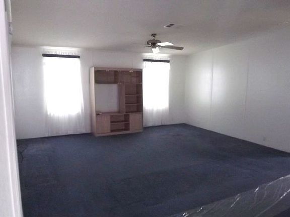 2nd image of 162 Lake Michigan Dr