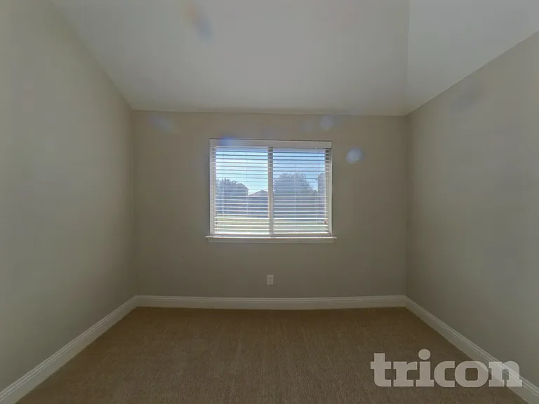 1301 Hearthstone Dr — Photo 12