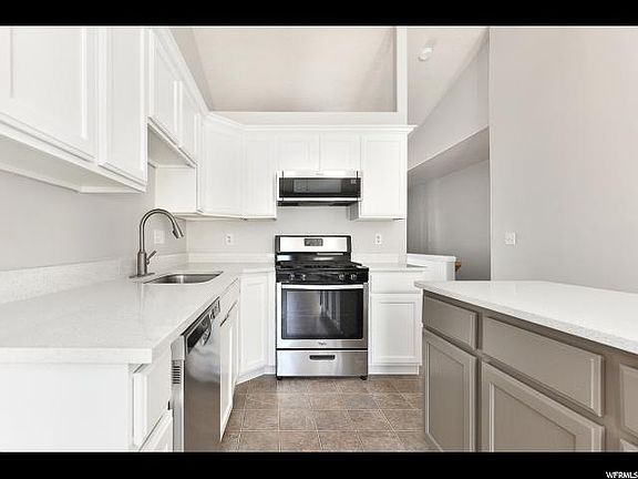 4th image of 4647 W Harvey Blvd