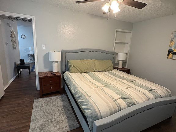 5th image of 3847 Evergreen Rd
