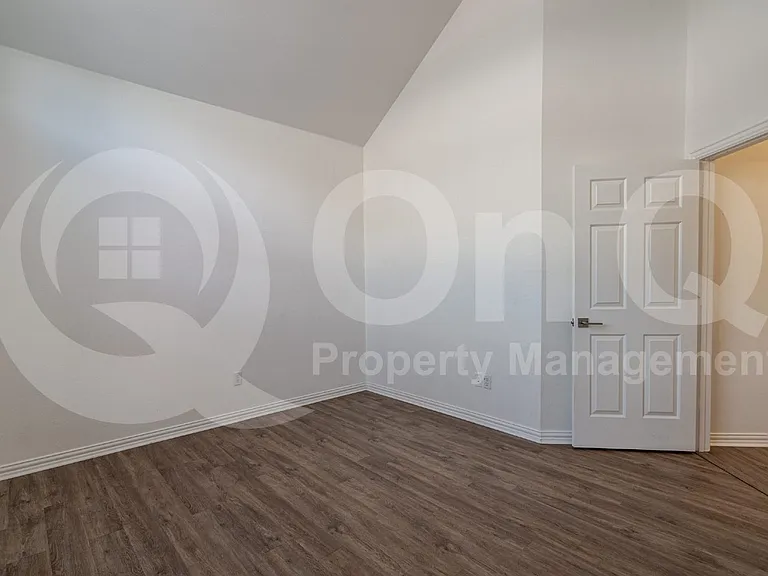 5022 Enclave Ct — Photo 15