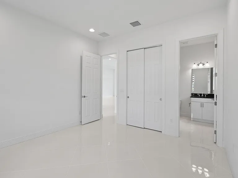 9019 SW Terzi Way — Photo 42