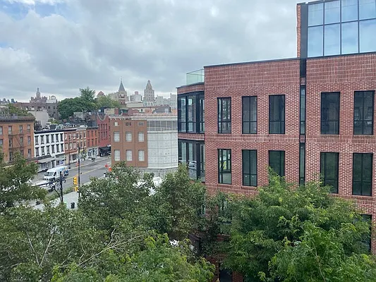 Rented by Oxford Property Group | media 13