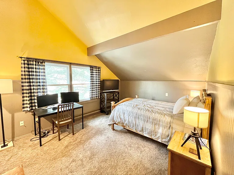 Upstairs bedroom