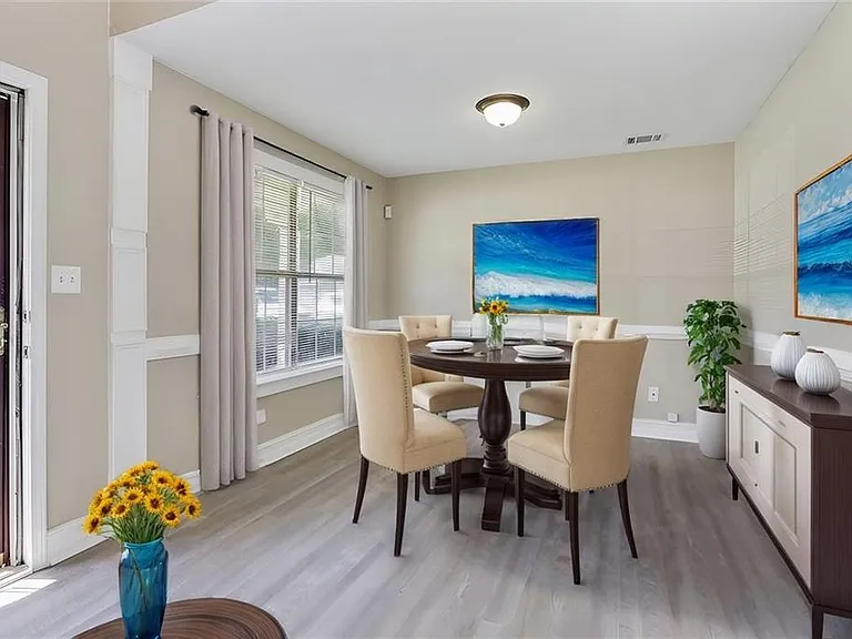 312 Eagle Way — Photo 3