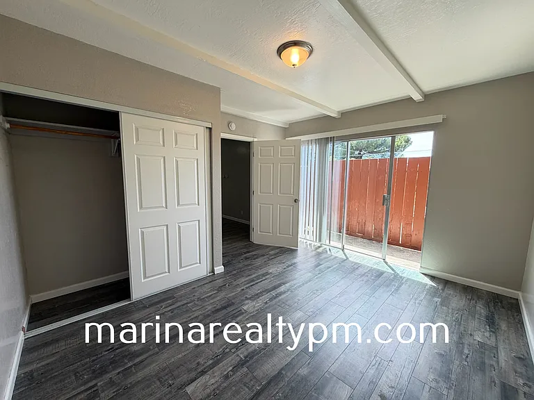 410 Washington St #E — Photo 6