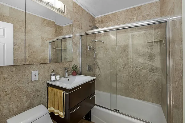 Sold by Compass | media 6