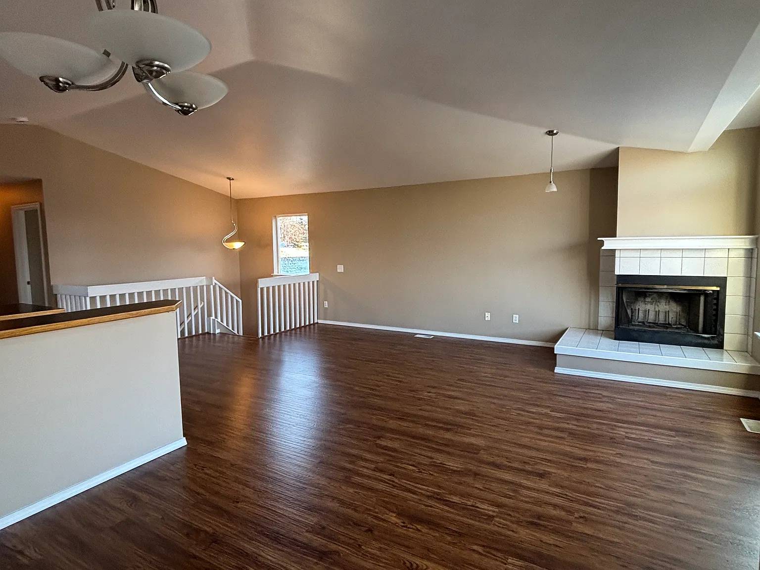 3 bed, 1800 sqft, $3,100 — Photo 3
