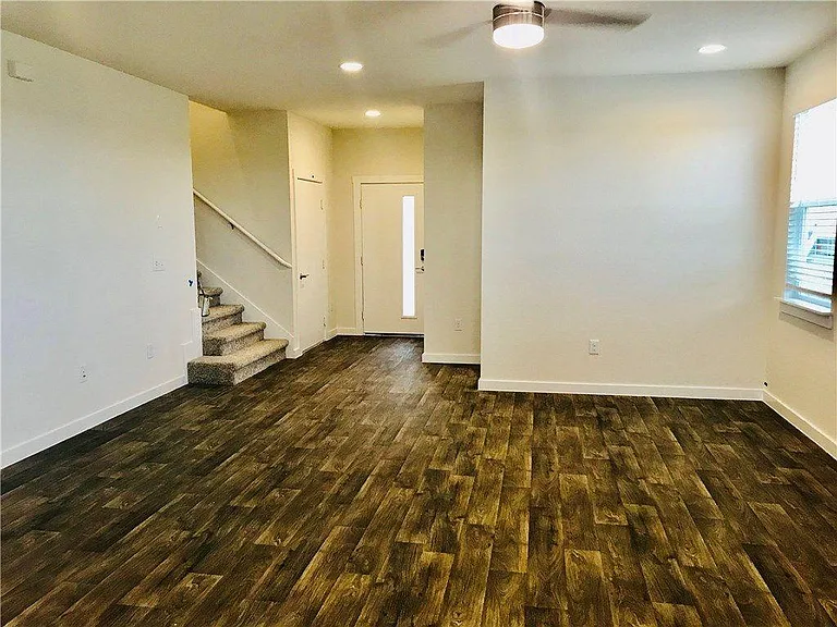 3204 Dampier Pass — Photo 7