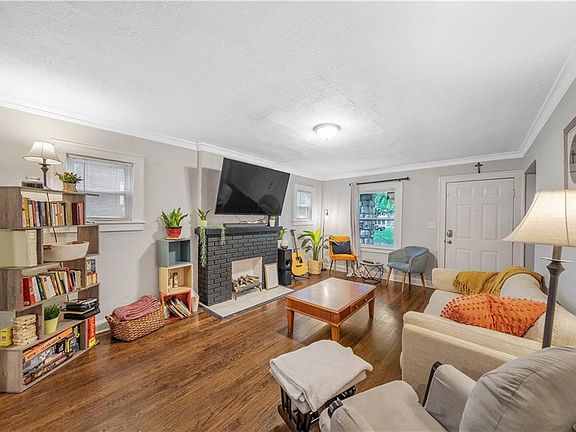3rd image of 5124 Paseo Blvd #1