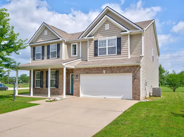2148 Creekstone Dr, Columbus, IN 47201
