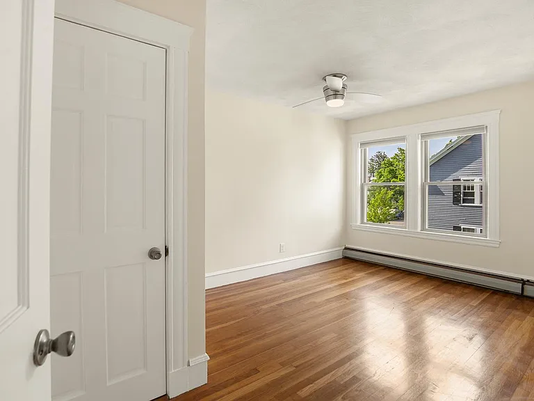 28 Churchill Ave #1 — Photo 19