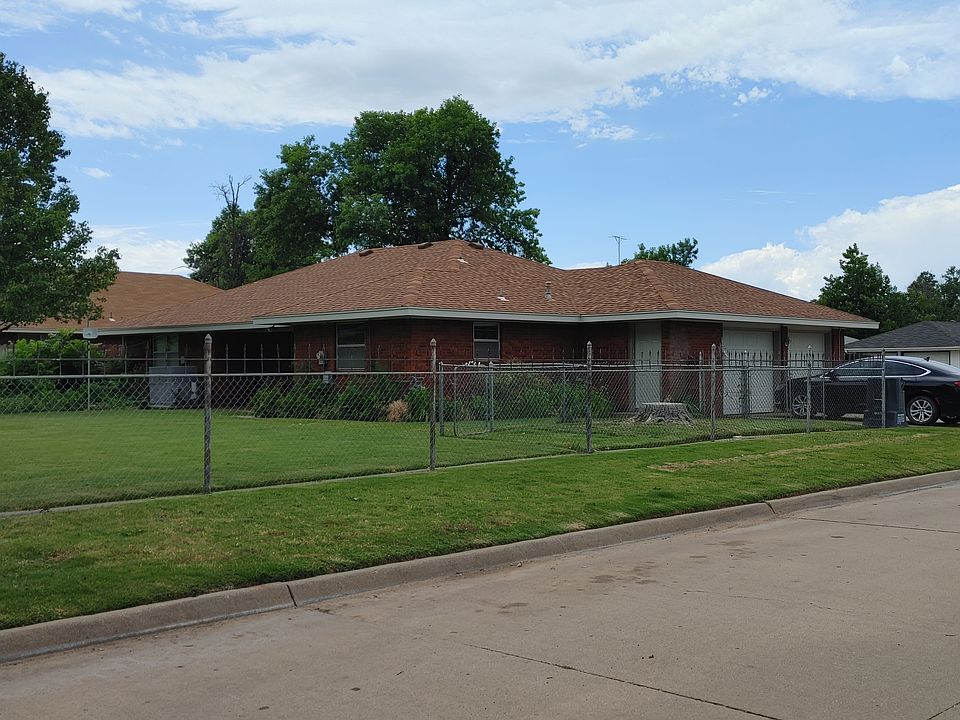 2nd image of 2401 Indian Dr