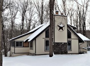 138 Ottawa Trl, Pocono Lake, PA