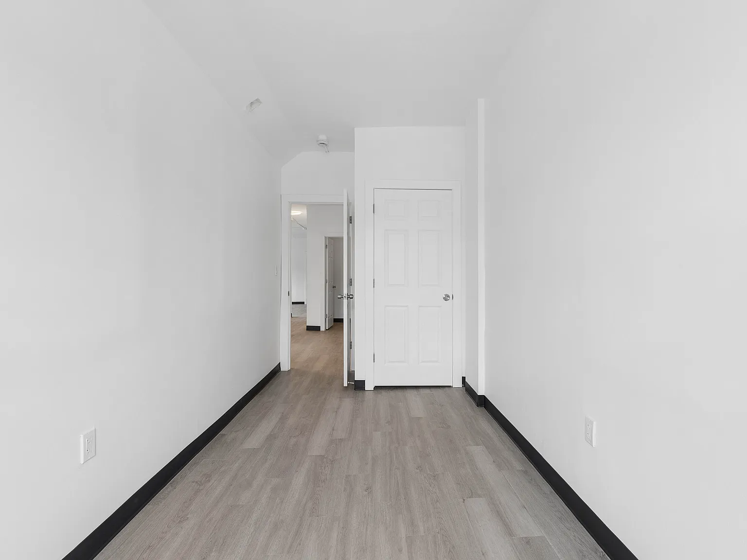 3 bed, 1400 sqft, $1,750 — Photo 4