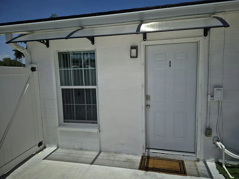 7709 W Hanna Ave #B — Photo 1