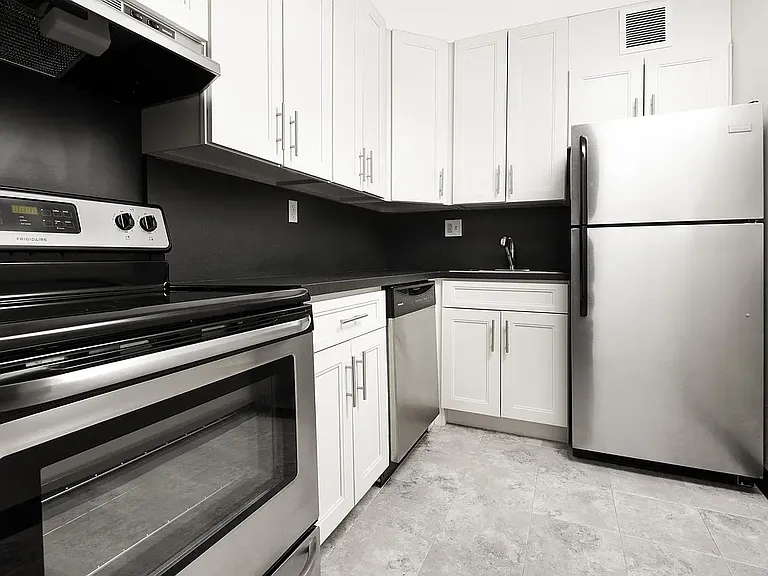 New Haven Towers — Photo 2