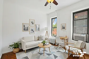 NEIGHBORHOOD&KATHARINEHAMNETT ロンT L 341-West-38th-Street-in-