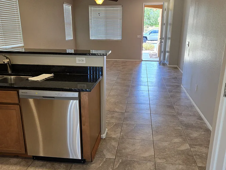 41240 W Capistrano Dr — Photo 6