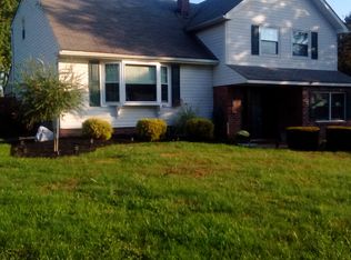 805 Mueller Rd, Warminster, PA 18974