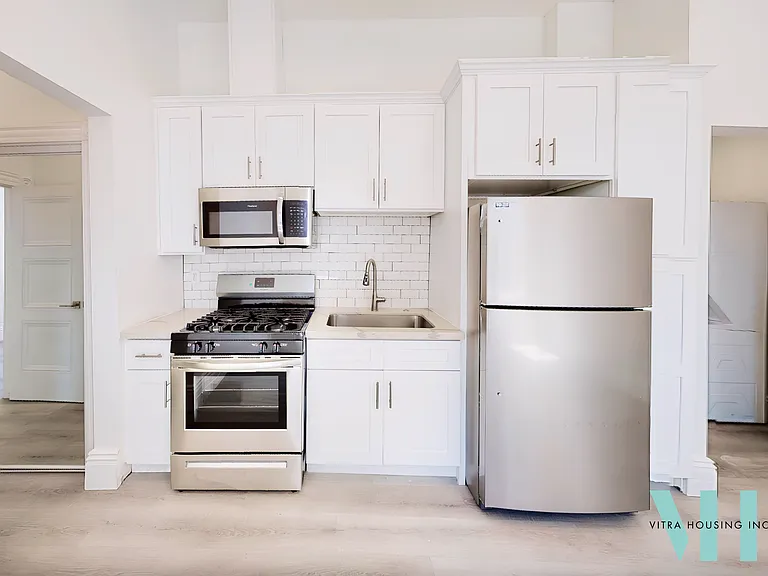 Apt 1032: Two Bed, Two Bath, Full Remodel - Split Floor Plan - Perfect for Roommates!