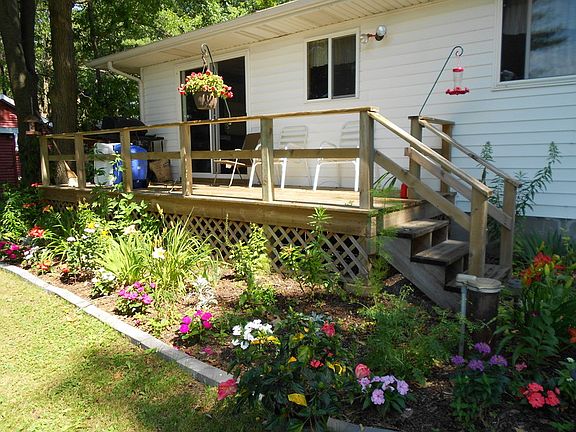 Lakeside : Lakeside look at the house