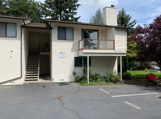 7346 NE 142nd Pl #8-B, Kirkland, WA 98034