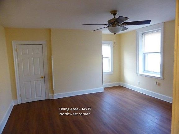 Main room - living/dining