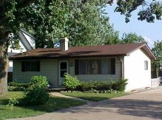 2913 Spaulding Ave, Waukegan, IL 60085