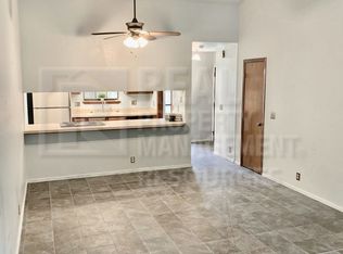 723 Rimrock Rd, Edmond, OK 73034