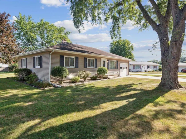 1901 Lynwood Dr, Goshen, IN 46526