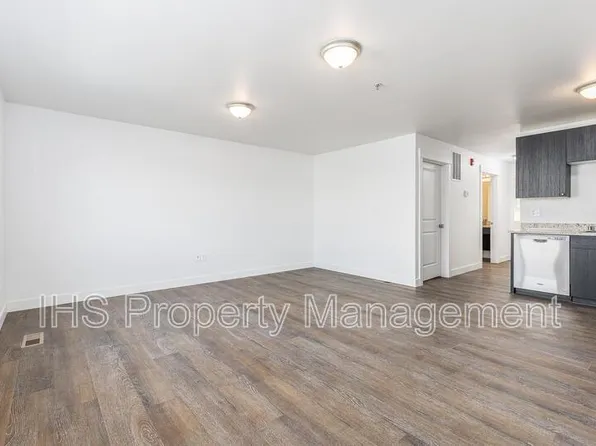 485 S 38th Ave, West Richland, WA