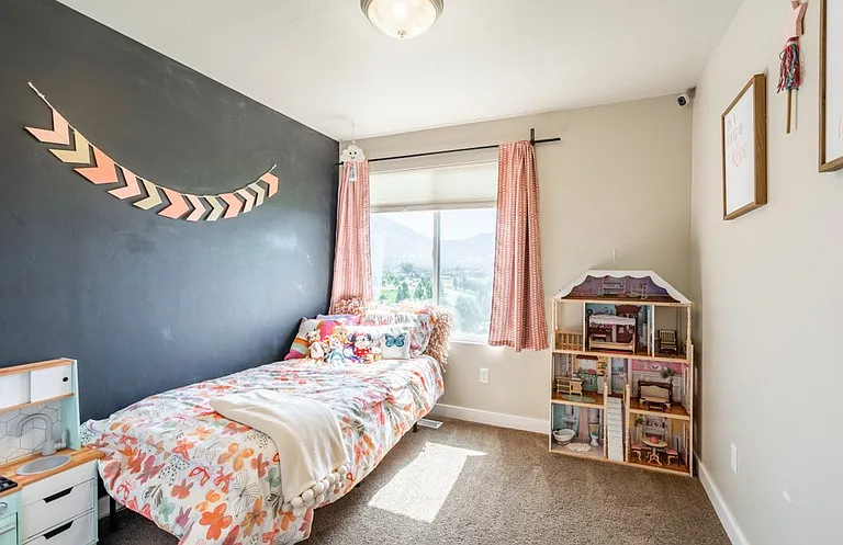 119 S 1800 W — Photo 12