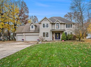 17095 Taft Dr, Three Rivers, MI 49093