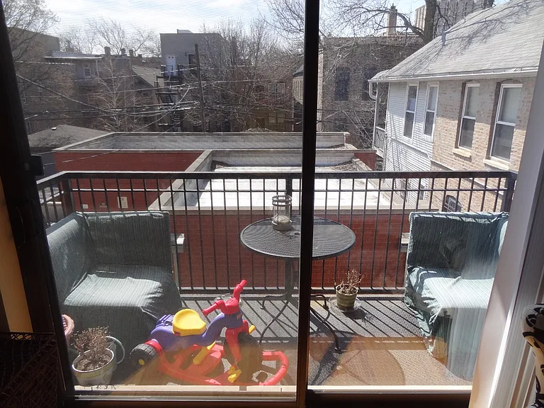2151 W Evergreen Ave #302 — Photo 13