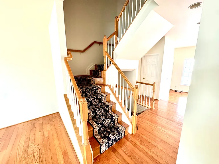 3381 Beechcliff Dr — Photo 13