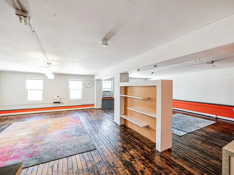 227 N Broadway #205 — Photo 6