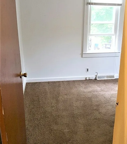 214 N Summit St #2 — Photo 10