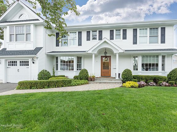 2nd image of 18 Steuben Dr