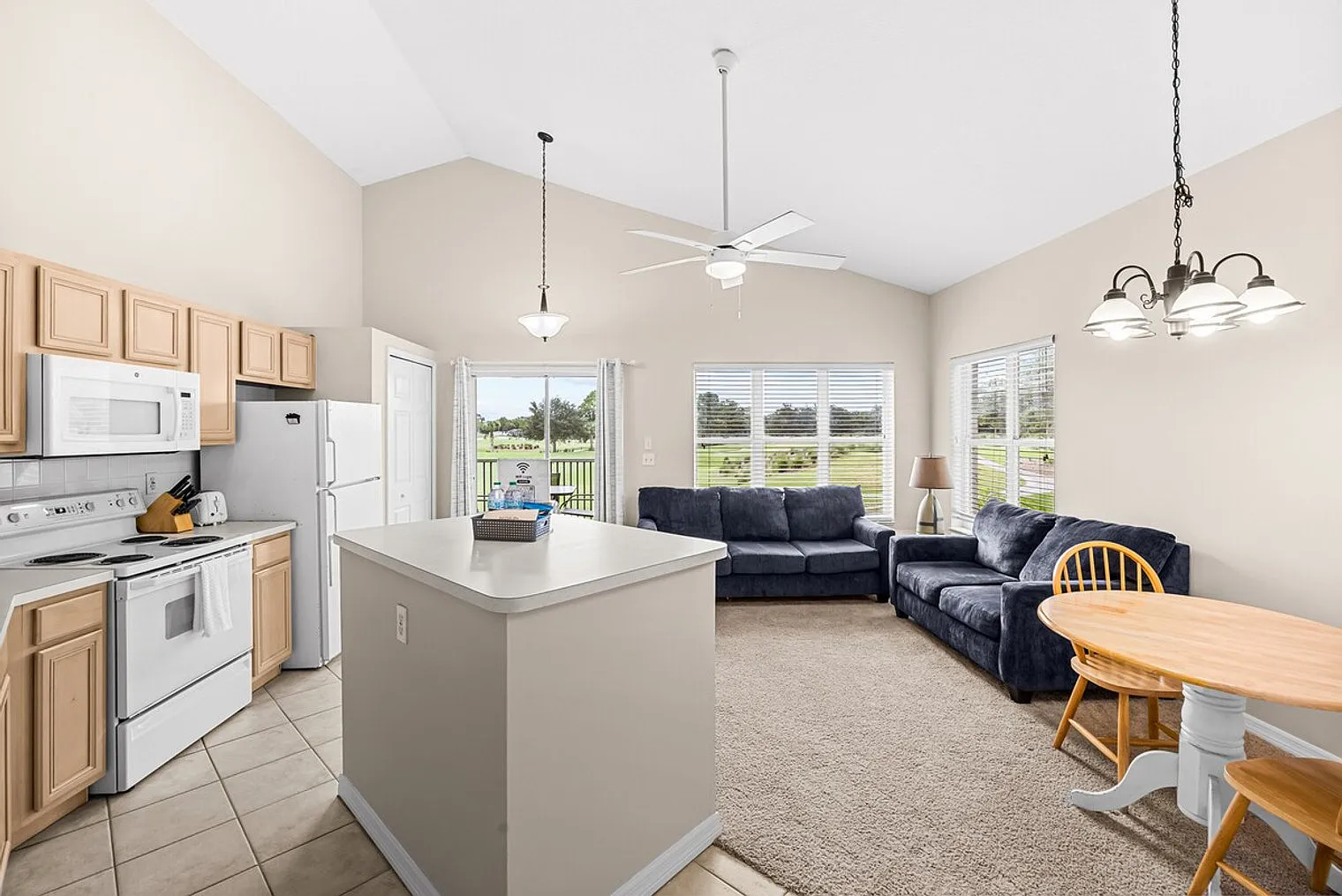 1 bed, 1.0 bath, $2,685 — Photo 1